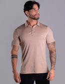 Camiseta Polo Masculina Slim Fit em Malha Premium com Elastano – Cor Bege